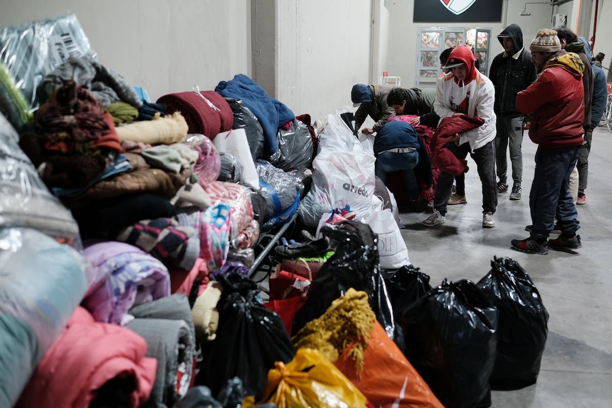 Unas 241 sin techo se acercaron anteanoche a River