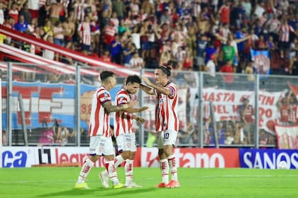 Unión de Santa Fe quiere estirar la mala racha de San Lorenzo y alejarse de la zona baja de la tabla