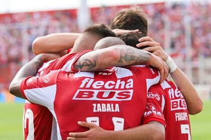 Unión ostenta el récord de ser el único invicto como local desde que se creó la Superliga.