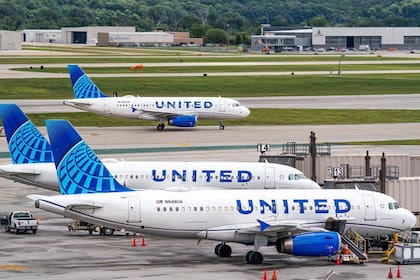 United Airlines sufrió una falla en su sistema tecnológico y más de mil vuelos se vieron demorados