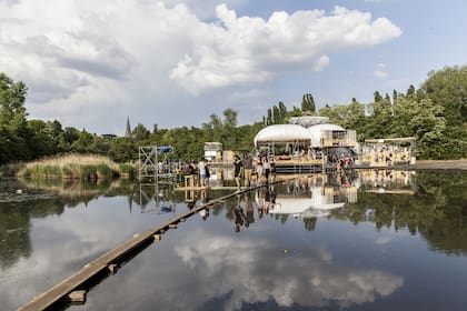 Universidad flotante en Berlín diseñada en 2018