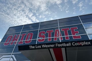 Universidades enfrentan presión para retirar nombres de asociados de Epstein de sus edificios