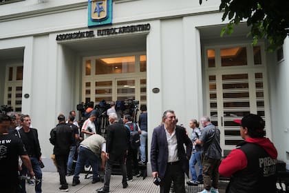 Uno de los allanamientos en la sede de la AFA