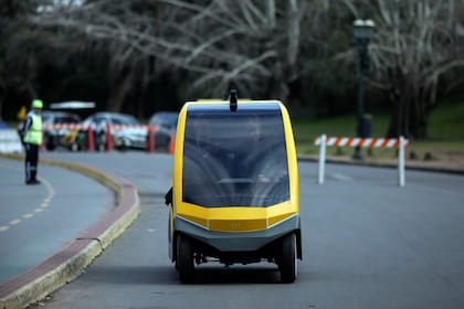 Uno de los autos autónomos experimentales presentados en 2016 por el Gobierno porteño