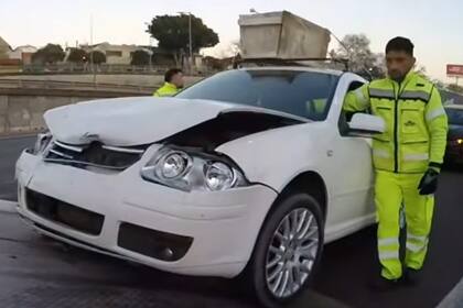 Uno de los autos involucrados en el choque múltiple de Panamericana