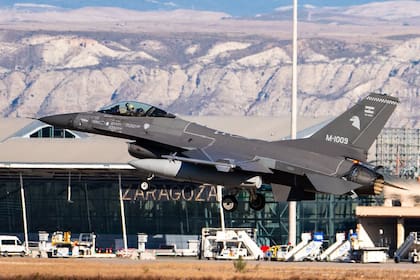 Uno de los aviones caza supersónicos, diseñados para volar a velocidades superiores a la del sonido