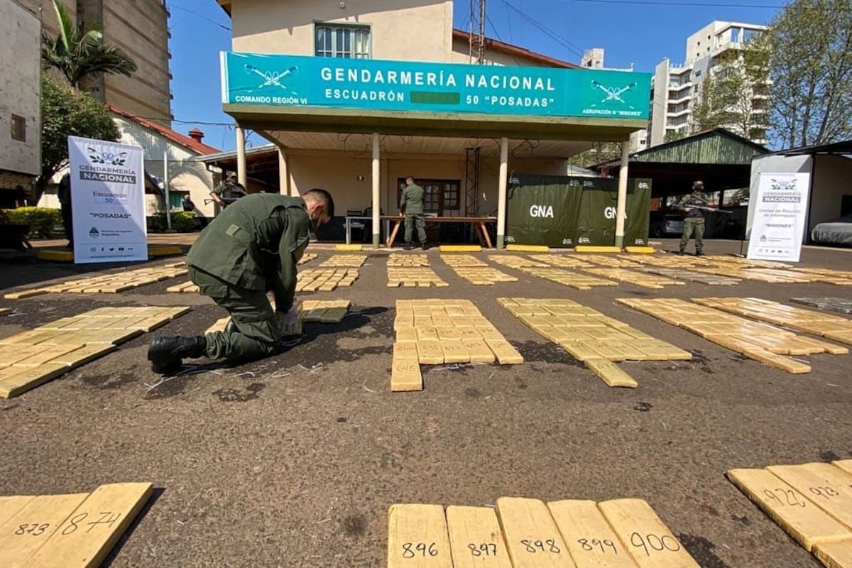 Uno de los camiones interceptados transportaba 3981 kilos de cannabis