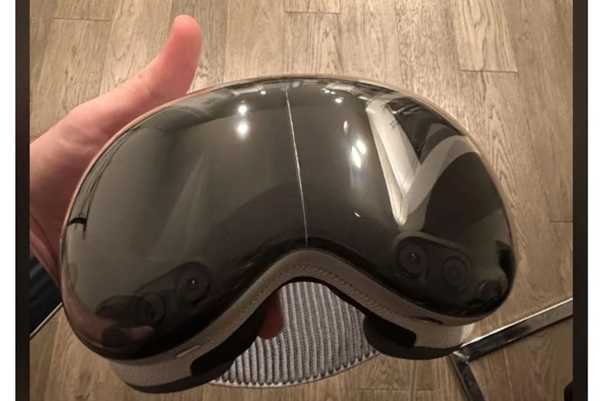 Uno de los casos reportados de los anteojos Vision Pro con el vidrio roto