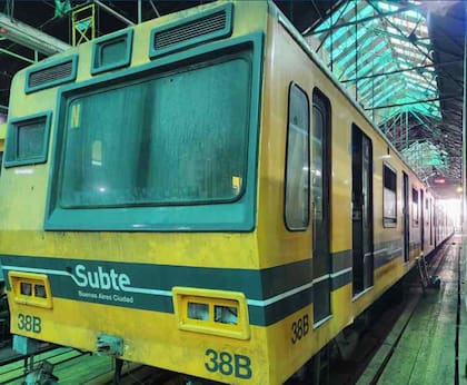 Uno de los coches de subte en desuso que se ponen a subasta este miércoles 19 de febrero