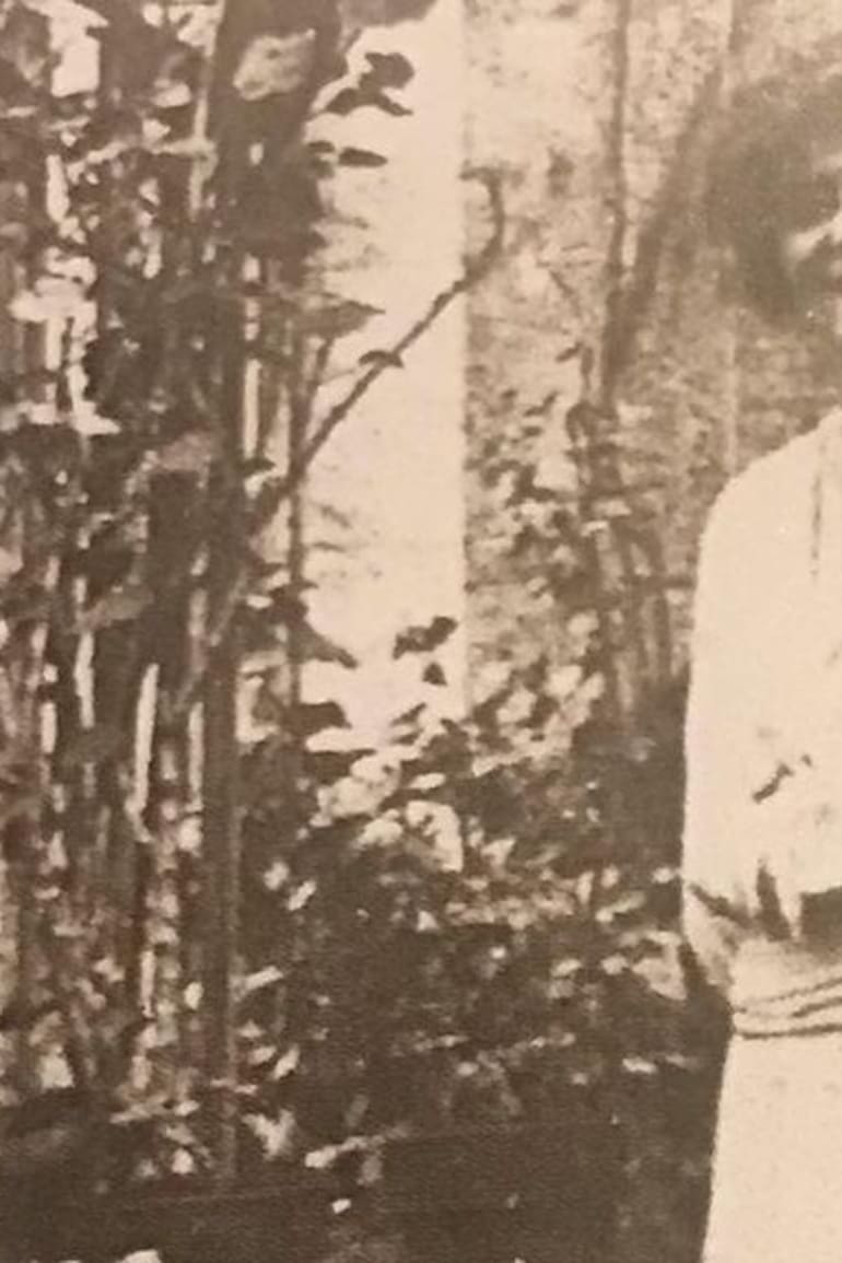 Uno de los dos retratos de Antoinette Chanel, hermana menor de Coco Chanel, que existen. Fue tomado en Biarritz, en 1915