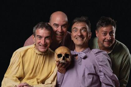 Uno de los elencos teatrales más emblemáticos de la Argentina vuelve a escena después de 16 años.