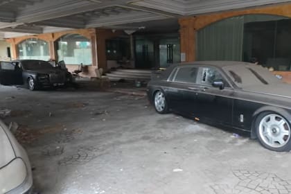 Uno de los hallazgo fue un Rolls Royce Phantom