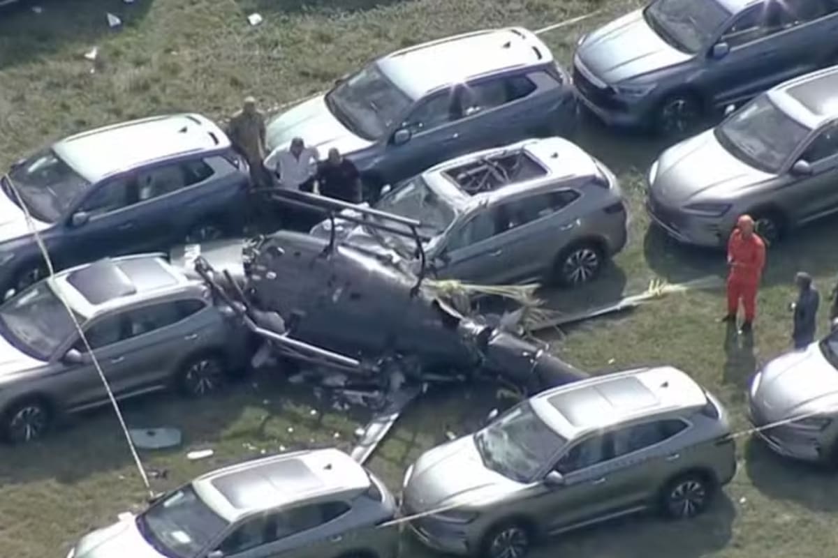 Dois helicópteros colidiram e caíram no Rio de Janeiro, matando todos os seis ocupantes