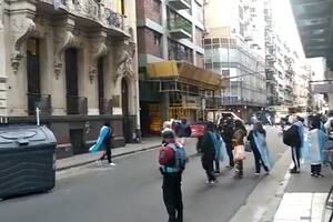 Uno de los manifestantes amenazó, a través de un megáfono, a Cristina Kirchner.