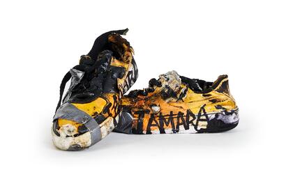 Uno de los modelos de la asociación civil. El objetivo de la campaña fue visibilizar la realidad de miles de niñas y niños que no tienen la oportunidad de acceder a un par de zapatillas en buen estado