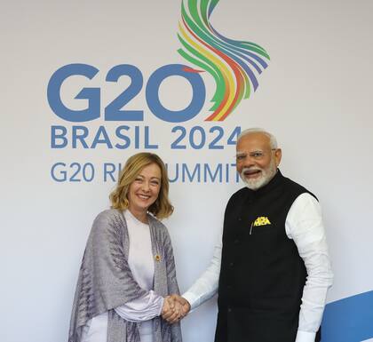 Uno de los obsequios que le regaló Modi a Meloni