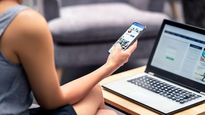 Uno de los peligros de no distinguir entre un perfil real y uno falso son los fraudes.