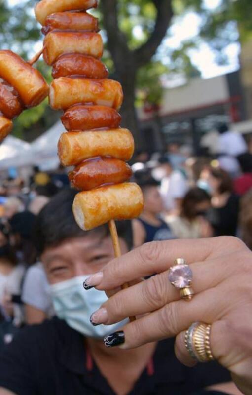 Uno de los platos del festival de comida callejera coreana
