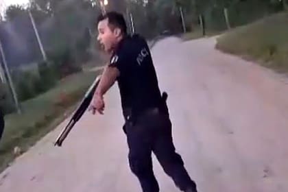 Uno de los policías que fue filmado
