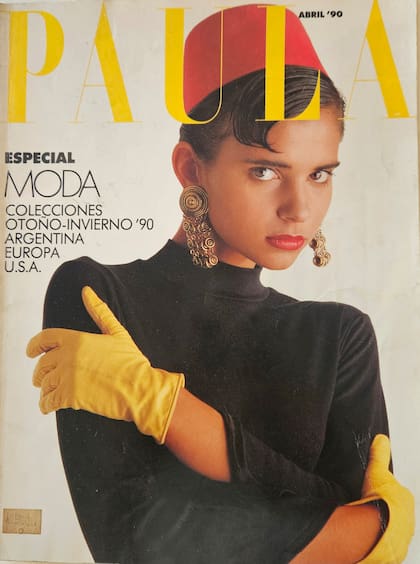 Uno de los primeros trabajos de Viviana Semienchuk en Buenos Aires fue como modelo de la agencia de Ricardo Piñeiro. En abril de 1990 alcanzò la tapa de la revista Paula