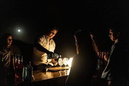 Uno de los principales beneficios que ofrece VISA es el 2x1 en el trago VISA Signature seleccionado todos los viernes en los Sunsets que organiza en Costa Esmeralda.