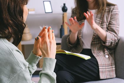 Uno de los riesgos de estos asesores de divorcio es que no todos están licenciados y su nivel de experiencia puede variar bastante.