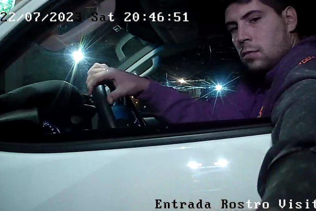 Uno de los sospechosos buscados por los investigadores