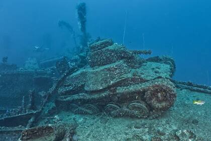 Uno de los tanques que transportaba el San Francisco Maru