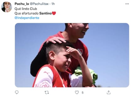Uno de los tantos comentarios por la visita de Santino al club de sus amores