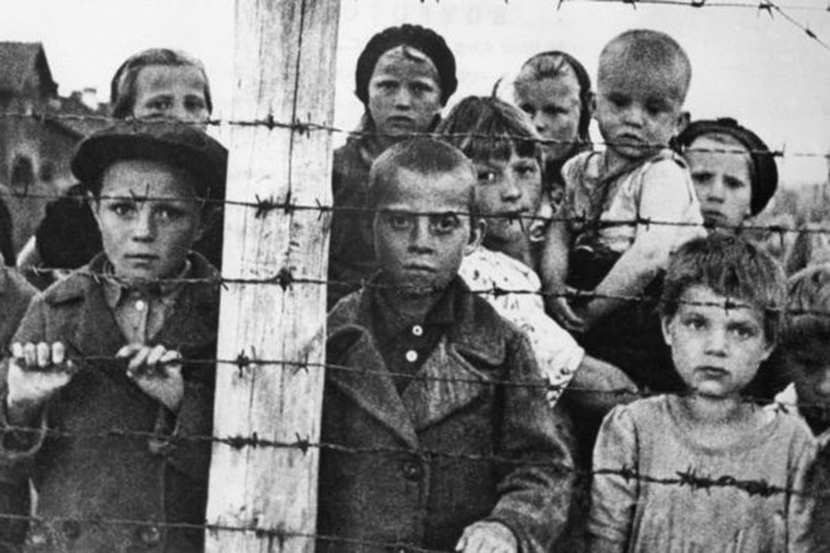 Unos 10.000 niños judíos lograron escapar del holocausto, pero tuvieron que dejar atrás a sus padres.