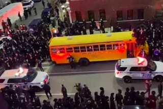 2500 fieles se reunieron para despedir a un rabino en el barrio de Poco Ortodoxa