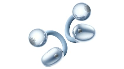 Unos auriculares abiertos Huawei FreeClip 2; pesan 5,1 gramos cada uno