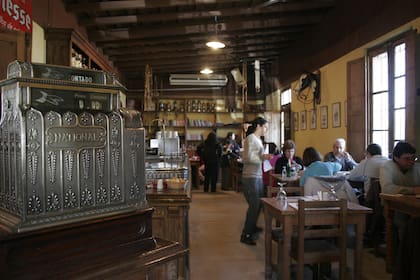 Antiguas pulperías en Uribelarrea