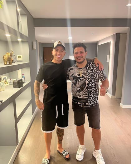 Uriel Pérez Jaurena junto a su jugador insginia: Enzo Fernández
