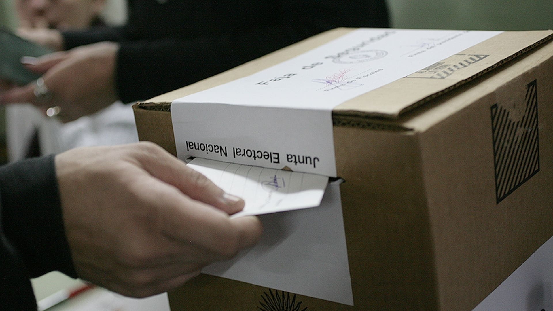 Urna elecciones