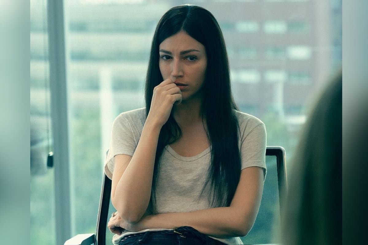 Úrsula Corberó protagonizó El cuerpo en llamas, la nueva miniserie de Netflix