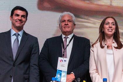 Urtubey, Mohme, presidente de la SIP, y Vidal, ayer, en Salta