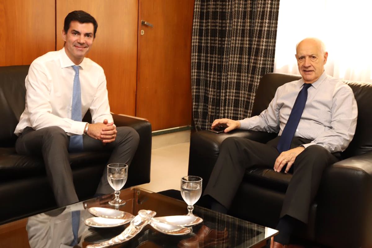 Urtubey y Lavagna alcanzaron un acuerdo para presentar una fórmula conjunta