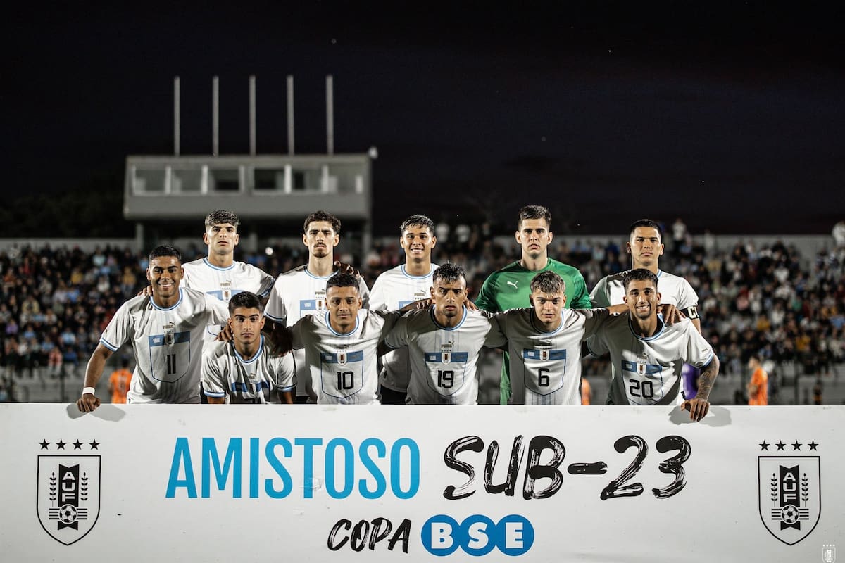 Uruguay afrontará el Preolímpico con Marcelo Bielsa, DT del mayor y a cargo del equipo que intentará llegar a París 2024