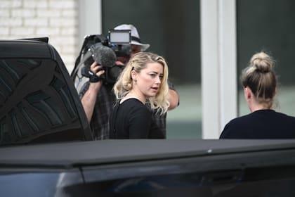Amber Heard se expresó en redes sociales luego del veredicto del jurado en la corte de Fairfax