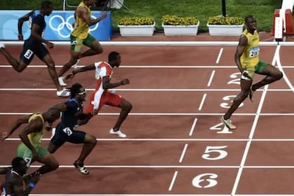 Usain Bolt, en uno de sus contundentes triunfos olímpicos