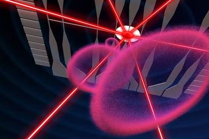 Usando el Cold Atom Lab de la NASA, la primera instalación de física cuántica a bordo de la Estación Espacial Internacional, los investigadores tomaron muestras de átomos enfriados a una millonésima de grado por encima del cero absoluto y les dieron forma de esferas huecas extremadamente delgadas