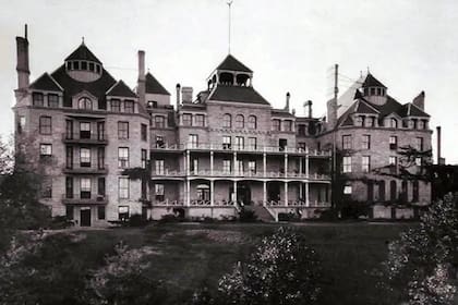The Crescent Hotel and Spa de Eureka Springs, Arkansas, afirma ser el hotel más embrujado de Estados Unidos
