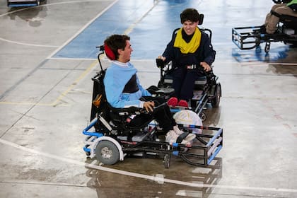 "Valen tiene dos Mundiales, siete Copas Sudamericanas, seis Libertadores. Lo eligieron mejor jugador del mundo y lo invitaron a Inglaterra. Hoy Power es su comunidad de amigos”