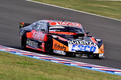 Valentín Aguirre se impuso en Termas de Río Hondo y el nuevo líder es José Manuel Urcera