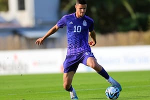 Valentín Carboni llevará la camiseta número 10 de la selección argentina en el Mundial Sub 20 que inicia este sábado