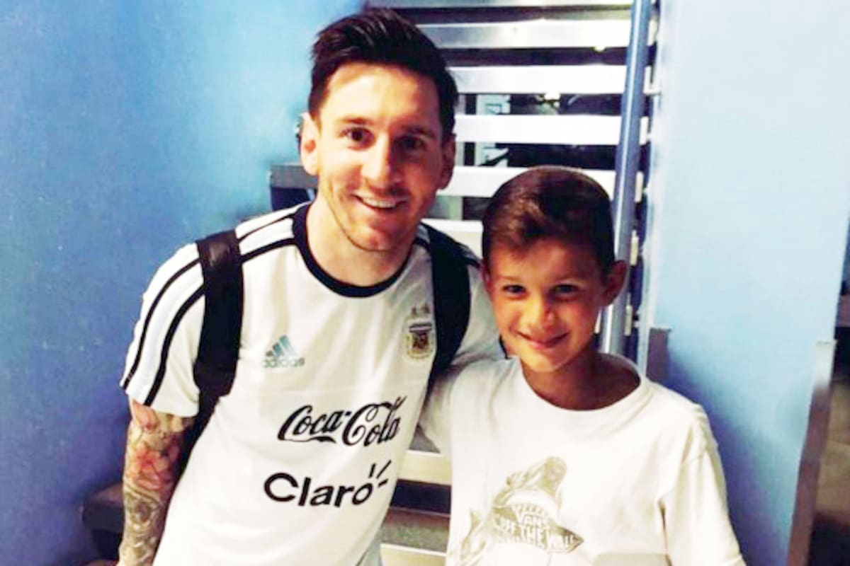 Valentín Carboni y Lionel Messi: de aquella foto en Ezeiza a este momento: serán compañeros en la Copa América