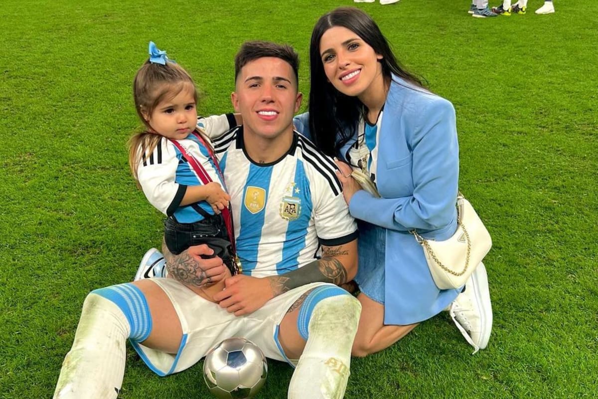 Valentina Cervantes, pareja de Enzo Fernández, compartió una sorpresiva historia en Instagram