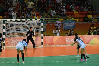 Valentina Kogan volverá a ponerse en un arco de handball en breve, cuando ocupe la portería de Boca Juniors