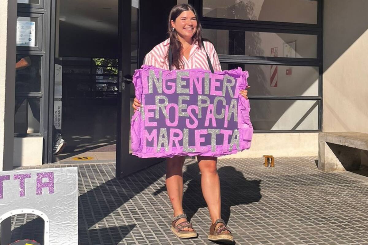 Valentina Marletta tiene 23 años, es de La Plata y se convirtió en la primera mujer en recibirse de Ingeniera aeroespacial